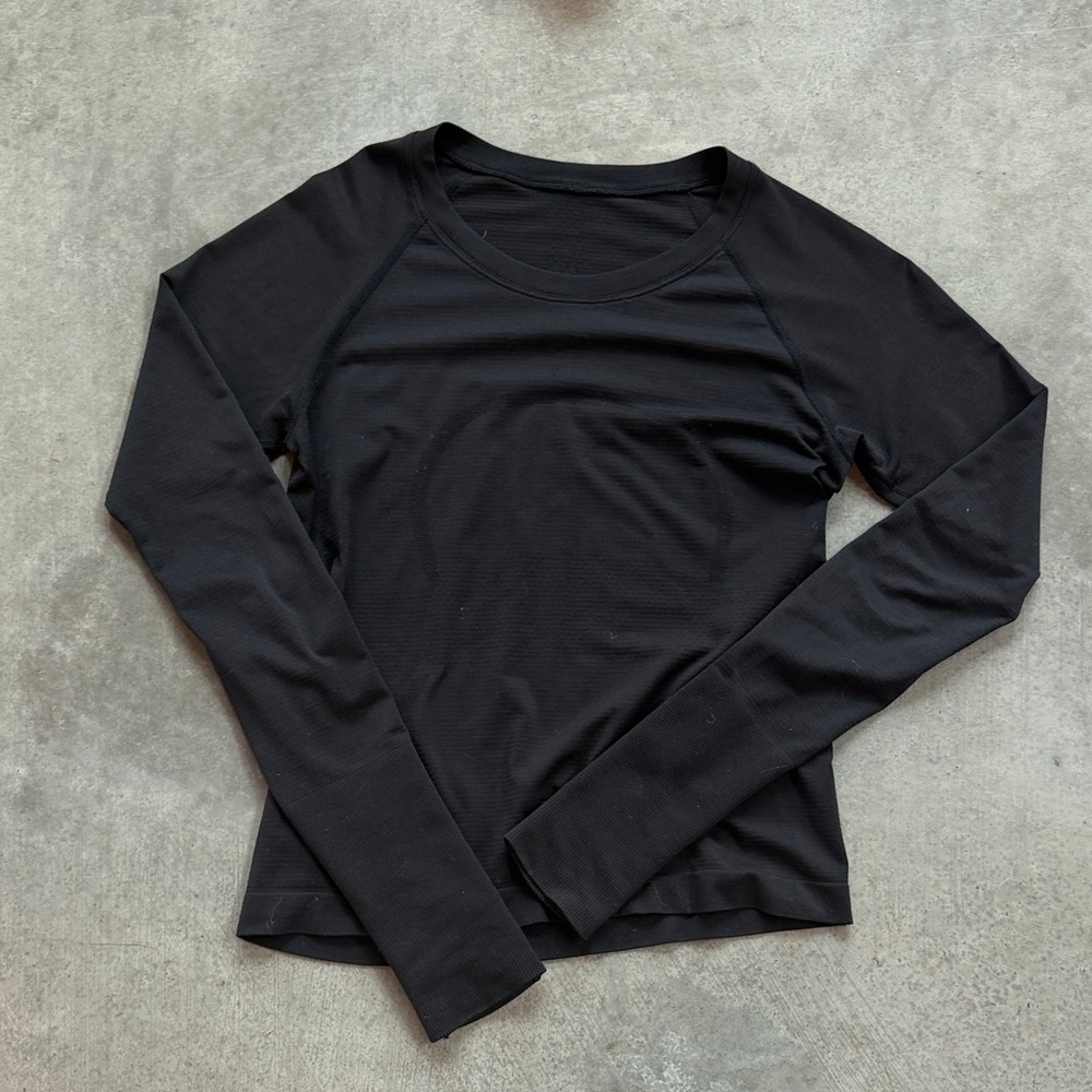 lululemon athletica Jet Black Long Sleeve Tee